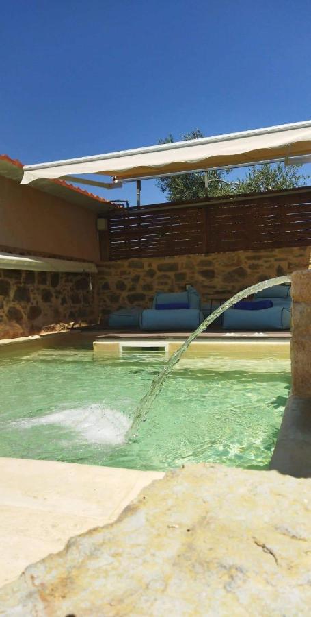 Περιβόλι Του Οδυσσέα Villa Volissos Eksteriør billede